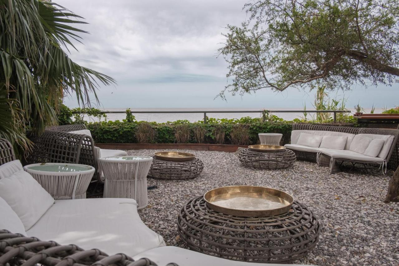 Charco Hotel Colonia del Sacramento Buitenkant foto